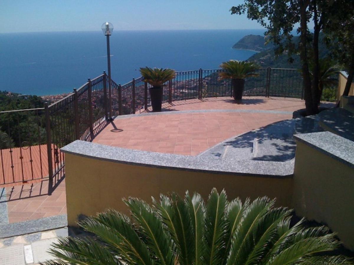 Villa Belvedere Con Piscina Privata Alassio